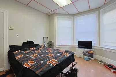 452 Riddle Road, Cincinnati, OH 45220 - Photo 21