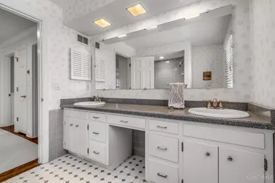 7720 Chumani Lane, Indian Hill, OH 45243 - Photo 35