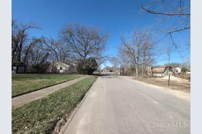 3976 Myron Avenue, Trotwood, OH 45416 - Photo 5