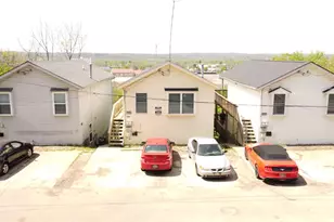 1887 Kahn Ave, Hamilton, OH 45011 - Photo 1