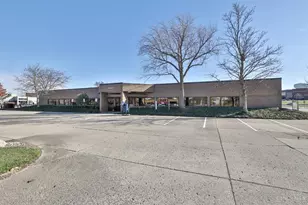 4460 Carver Woods Dr, Blue Ash, OH 45242 - Photo 1