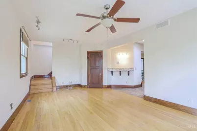 115 E Mills Avenue, Wyoming, OH 45215 - Photo 13