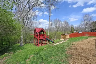 8078 Capitol Dr, Anderson Township, OH 45244 - Photo 41