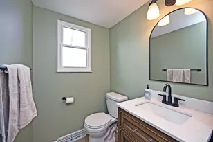 8078 Capitol Dr, Anderson Township, OH 45244 - Photo 21