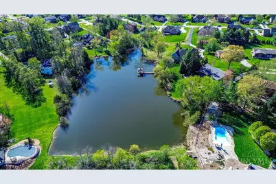 6278 Gardenlake Court, Delhi Township, OH 45233 - Photo 9