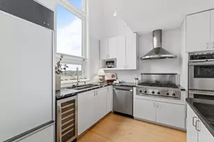 899 Riverview Pl, Cincinnati, OH 45202 - Photo 13