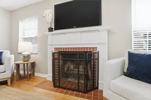 3863 Homewood Rd, Mariemont, OH 45227 - Photo 7