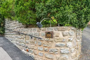 880 Rue De La Paix, Cincinnati, OH 45220 - Photo 25