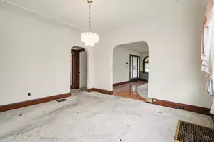 2149 Crane Ave, Cincinnati, OH 45207 - Photo 11