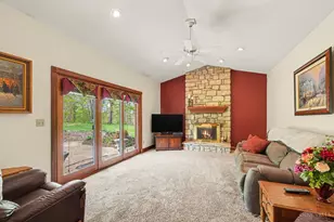 6291 Ashbourne Pl, Green Township, OH 45233 - Photo 3
