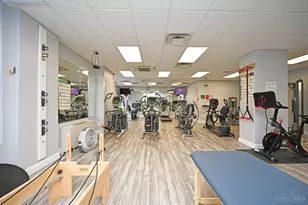 2444 Madison Rd, Cincinnati, OH 45208 - Photo 35