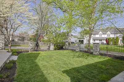 6828 Mount Vernon Avenue, Mariemont, OH 45227 - Photo 69