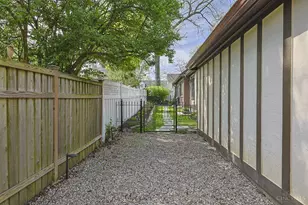 6828 Mt Vernon Ave, Mariemont, OH 45227 - Photo 75