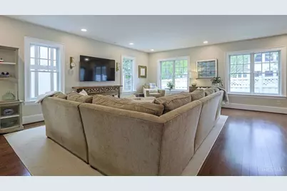 6828 Mount Vernon Avenue, Mariemont, OH 45227 - Photo 15