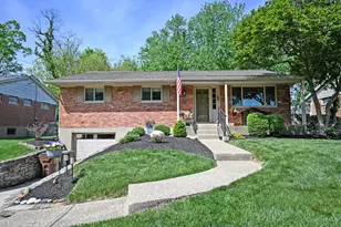 1495 Blueorchard Dr, Anderson Township, OH 45230 - Photo 3