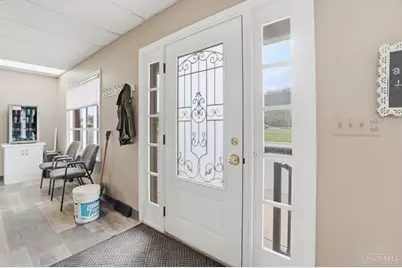 8741 Reading Road, Reading, OH 45215 - Photo 7