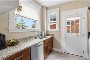3642 Columbus Ave, Cincinnati, OH 45208 - Photo 9
