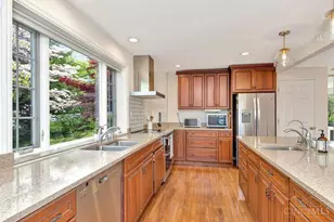 6999 Rowan Hill Dr, Mariemont, OH 45227 - Photo 7