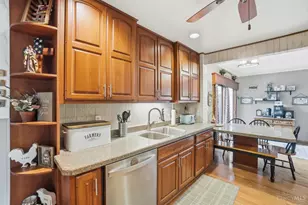 6577 Kirkland Dr, Cincinnati, OH 45224 - Photo 17