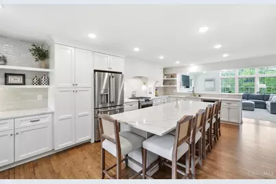 6580 Minnewaukan Drive, Madeira, OH 45243 - Photo 5