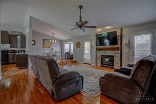 1648 Brookridge Cir Dr, Miller Township, IN 47025 - Photo 5