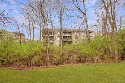 5927 Castlewood Crossing, Miami Township, OH 45150 - Photo 37