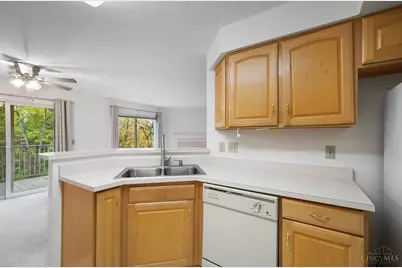 720 Castlegate Lane #203, Springfield Township, OH 45231 - Photo 17