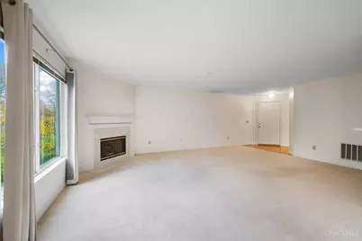 720 Castlegate Lane #203, Springfield Township, OH 45231 - Photo 9