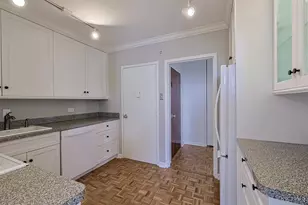2401 Ingleside Ave, Cincinnati, OH 45206 - Photo 15
