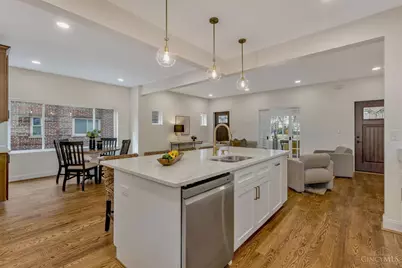 25 Euclid Avenue, Wyoming, OH 45215 - Photo 11