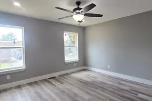 505 E Main St, Blanchester, OH 45107 - Photo 15