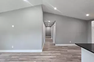 505 E Main St, Blanchester, OH 45107 - Photo 13