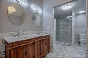 7926 Normandy Ln, Centerville, OH 45459 - Photo 23