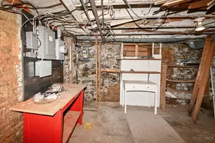 3621 Woodbridge Pl, Cincinnati, OH 45226 - Photo 33