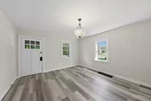 1808 Fernwood St, Middletown, OH 45044 - Photo 7