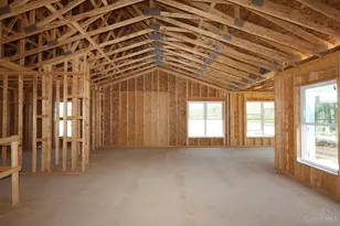 1752 Goldfinch Ln, Miami Township, OH 45150 - Photo 5