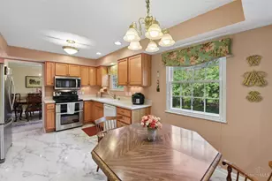 891 Quailwoods Dr, Loveland, OH 45140 - Photo 9