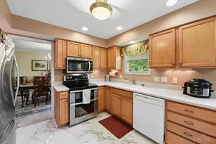 891 Quailwoods Dr, Loveland, OH 45140 - Photo 11