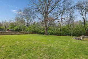 581 Fairhaven Dr, Hamilton, OH 45013 - Photo 27