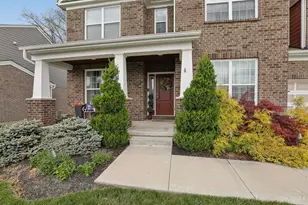 1252 Autumn Run Dr, Hamilton Township, OH 45039 - Photo 3
