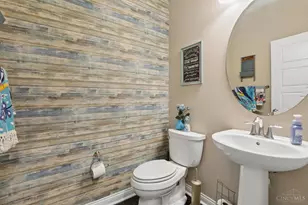 1252 Autumn Run Dr, Hamilton Township, OH 45039 - Photo 45