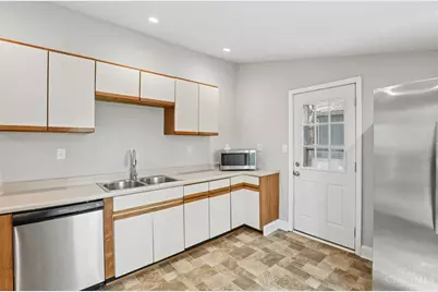 6015 Eleanor Street, Fairfax, OH 45227 - Photo 7