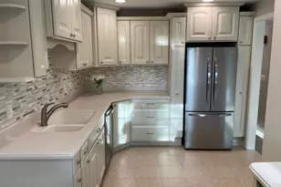 6368 Terra Ct, Green Township, OH 45248 - Photo 13