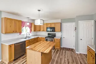6062 Weber Oaks Dr, Miami Township, OH 45140 - Photo 3