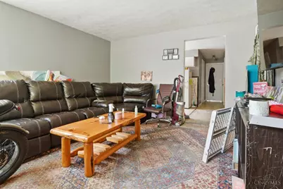 2525 Flanigan Court, Cincinnati, OH 45239 - Photo 5