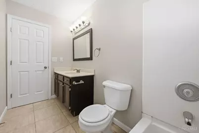 2073 Miles Woods Drive, Springfield Township, OH 45231 - Photo 31