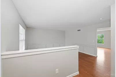 2073 Miles Woods Drive, Springfield Township, OH 45231 - Photo 7