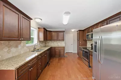 2073 Miles Woods Drive, Springfield Township, OH 45231 - Photo 15