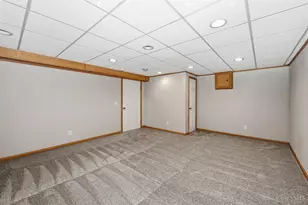 2073 Miles Woods Dr, Springfield Township, OH 45231 - Photo 47