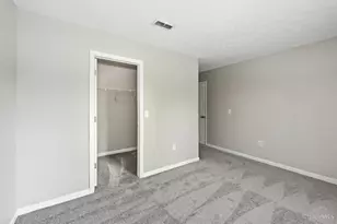 2073 Miles Woods Dr, Springfield Township, OH 45231 - Photo 29